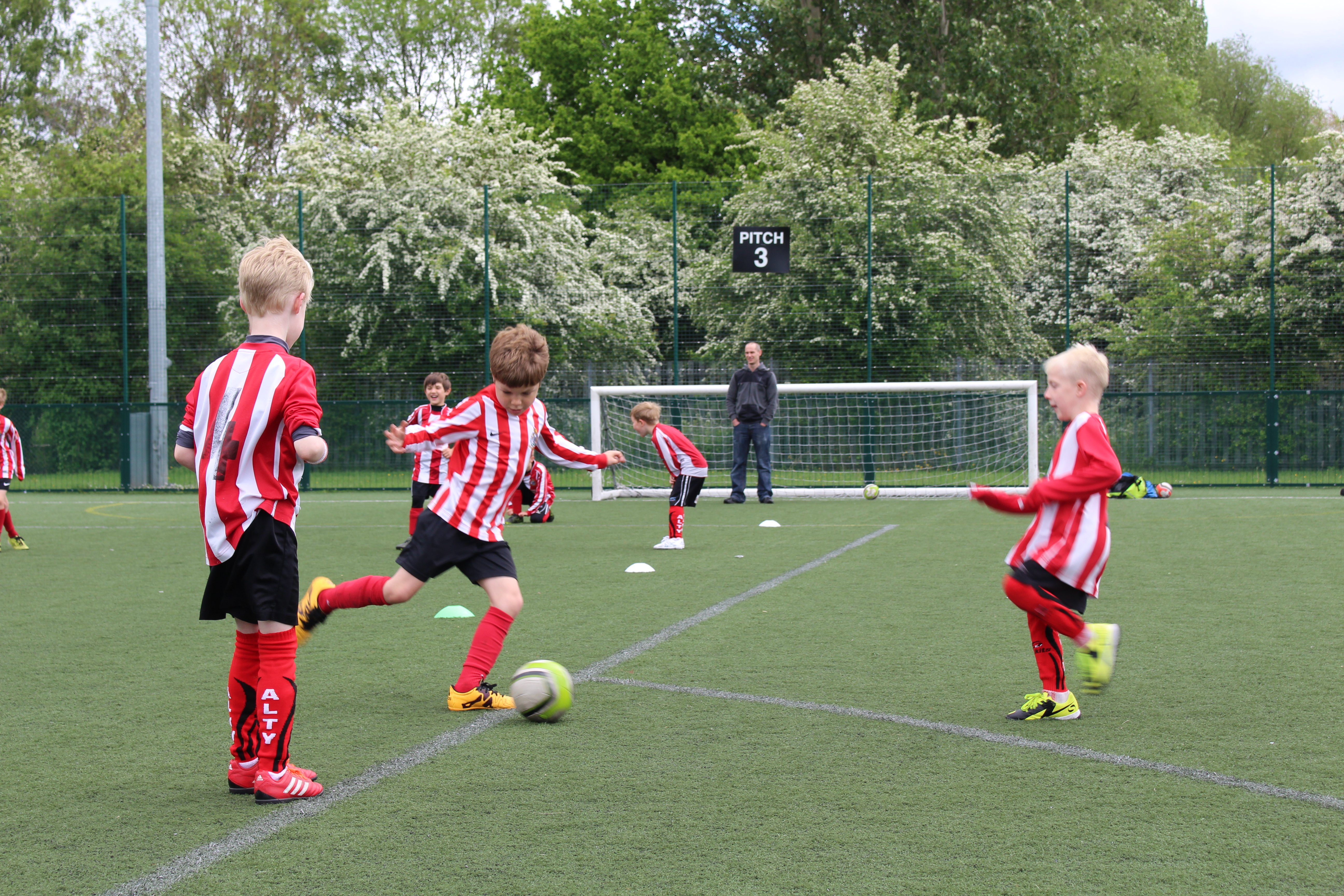 How can coaches train players remotely